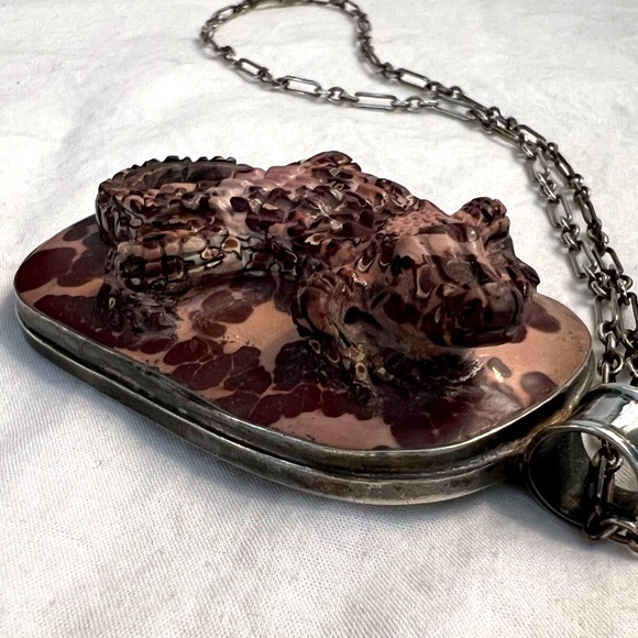 Carved Jasper Alligator Necklace - Picture 2 of 4